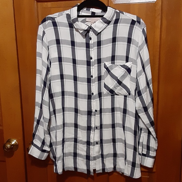 Philosophy Woman Button Down Top - Picture 1 of 3